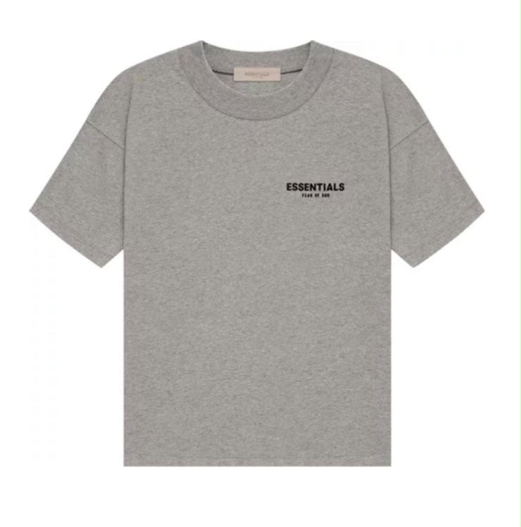 ´PLAYERA ESSENTIALS GRIS OSCURO